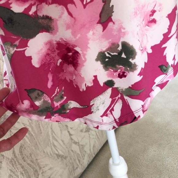 Beautiful INC top - Picture 8 of 10